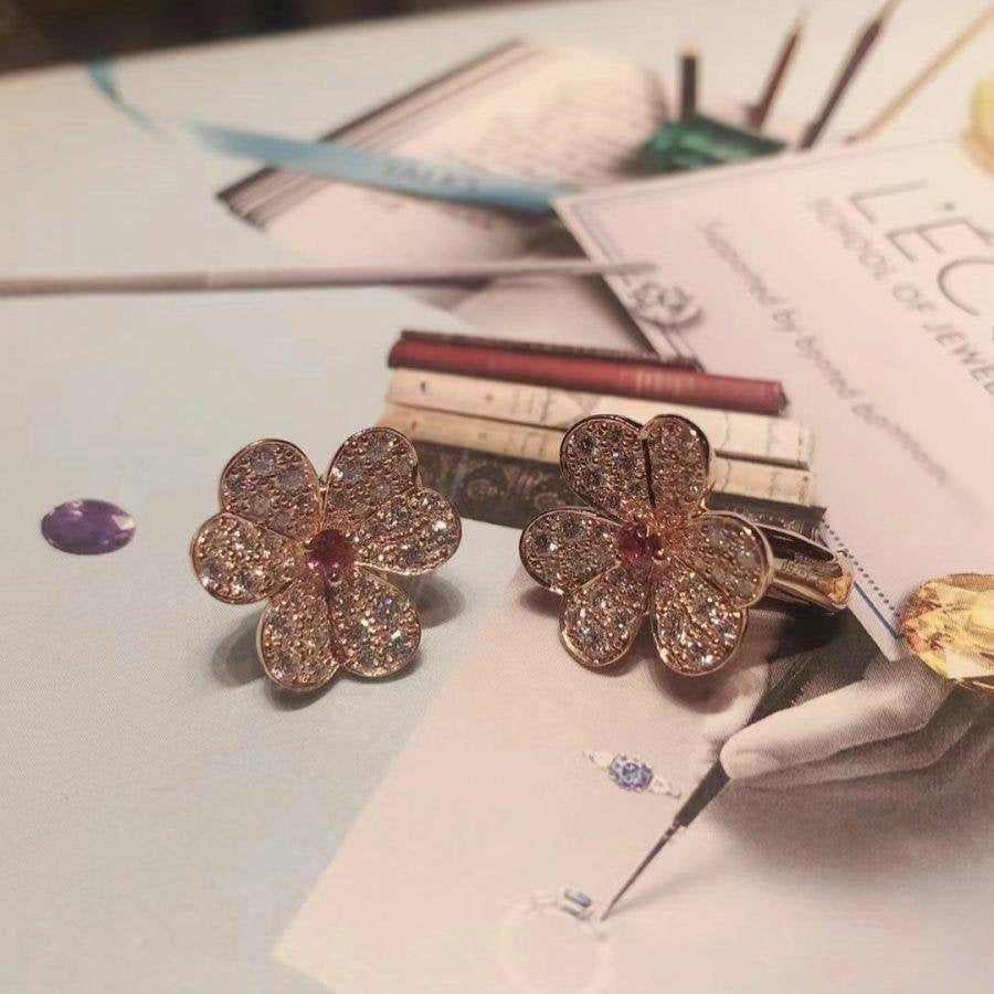 [⭐Aura]FRIVOLE PINK GOLD FLOWER DIAMOND EARRINGS