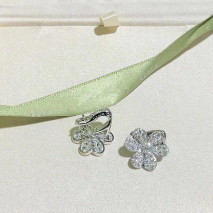 [⭐Aura]FRIVOLE SILVER FLOWER DIAMOND EARRINGS