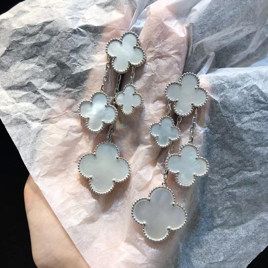 [⭐Aura]CLOVER EARRINGS WHITE MOP 4 MOTIFS SILVER