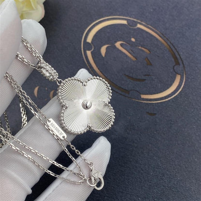 [⭐Aura]CLOVER 25MM SILVER BIG CLOVER NECKLACE