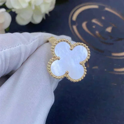 [⭐Aura]CLOVER WHITE MOP RING
