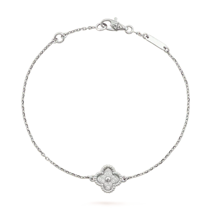 [⭐Aura]CLOVER  SINGLE FLOWER BRACELET SILVER