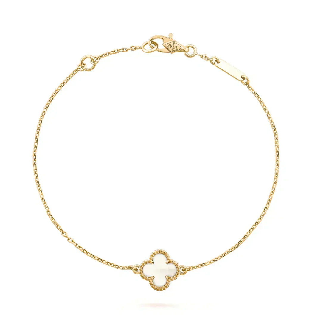[⭐Aura]CLOVER WHITE MOP SINGLE FLOWER BRACELET