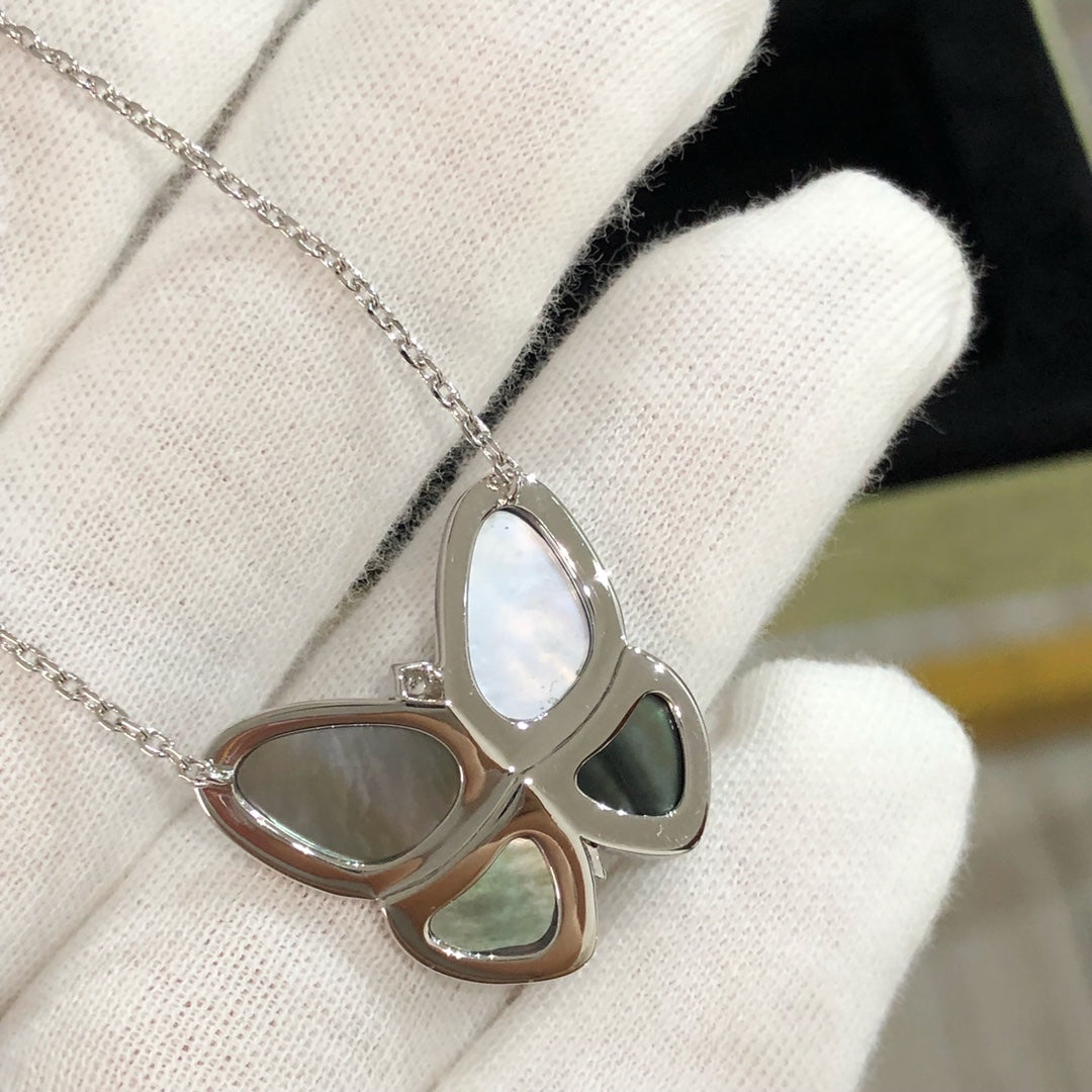 [⭐Aura]LARGE BUTTERFLY SILVER PENDANT DIAMOND NECKLACE
