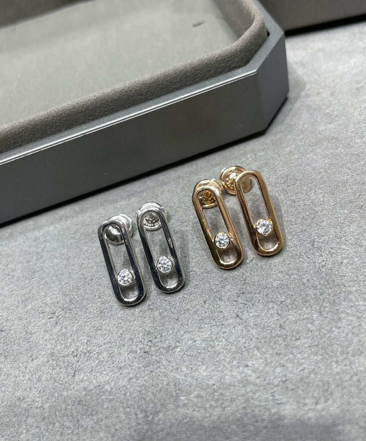 [⭐Aura]MOVE UNO SMALL 1 DIAMOND EARRINGS