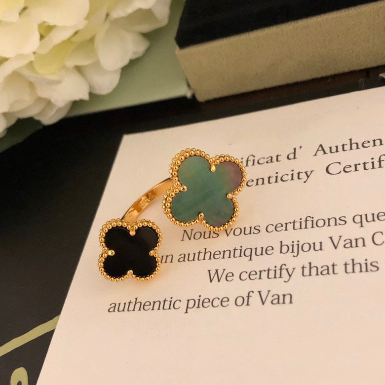 [⭐Aura]CLOVER BETWEEN THE FINGER RING