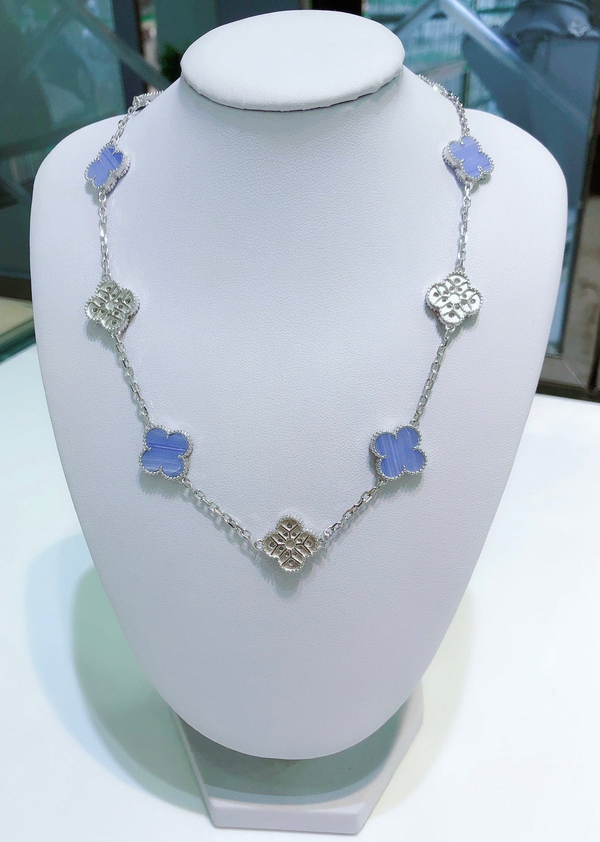 [⭐Aura]CLOVER 10 MOTIFS CHALCEDONY DIAMONDS SILVER NECKLACE