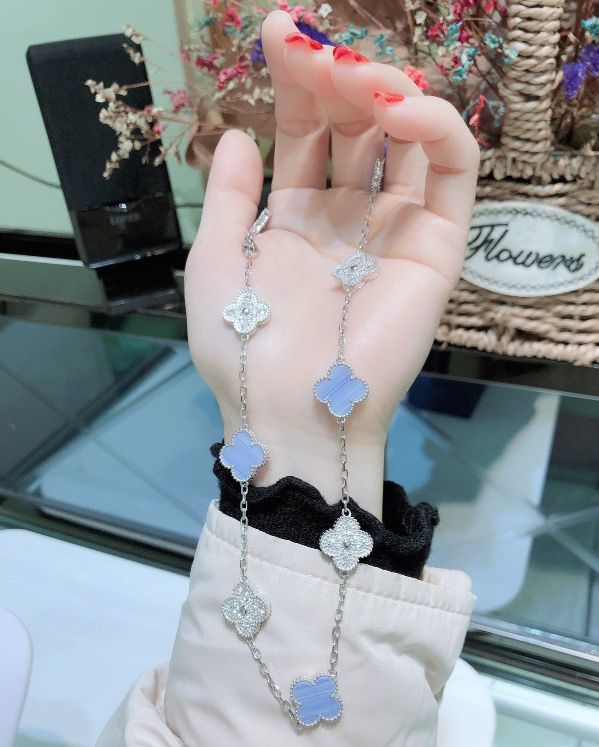 [⭐Aura]CLOVER 10 MOTIFS CHALCEDONY DIAMONDS SILVER NECKLACE