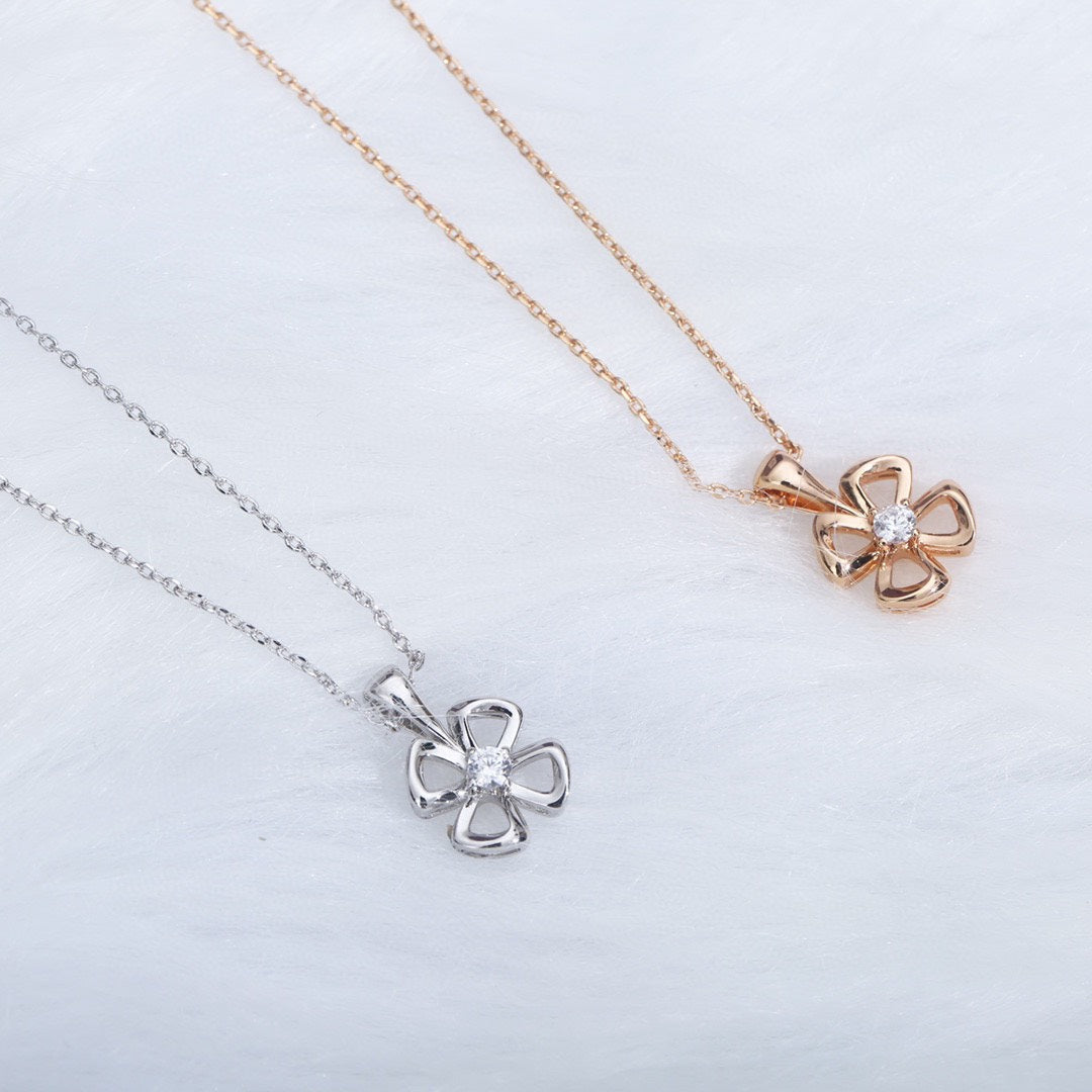 [⭐Aura]FIOREVER NECKLACE DIAMOND CENTER