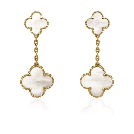 [⭐Aura]CLOVER 2 MOTIF WHITE MOP EARRINGS