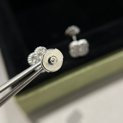 [⭐Aura]CLOVER MINI DIAMOND STUD EARRINGS